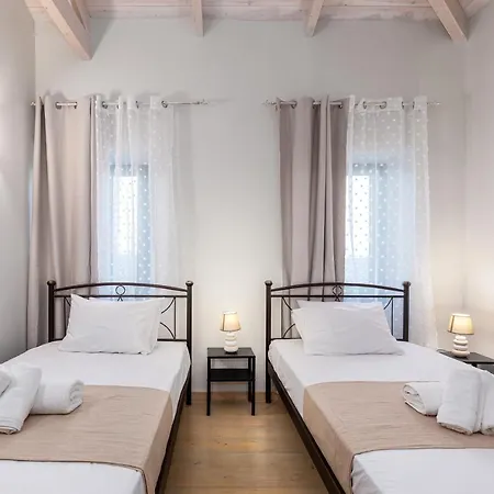 Kapo'distria Maison I Сasa de vacaciones