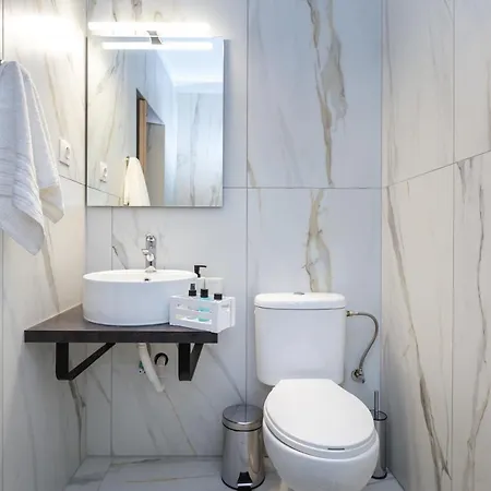 Kapo'distria Maison I * Ágios Matthaíos